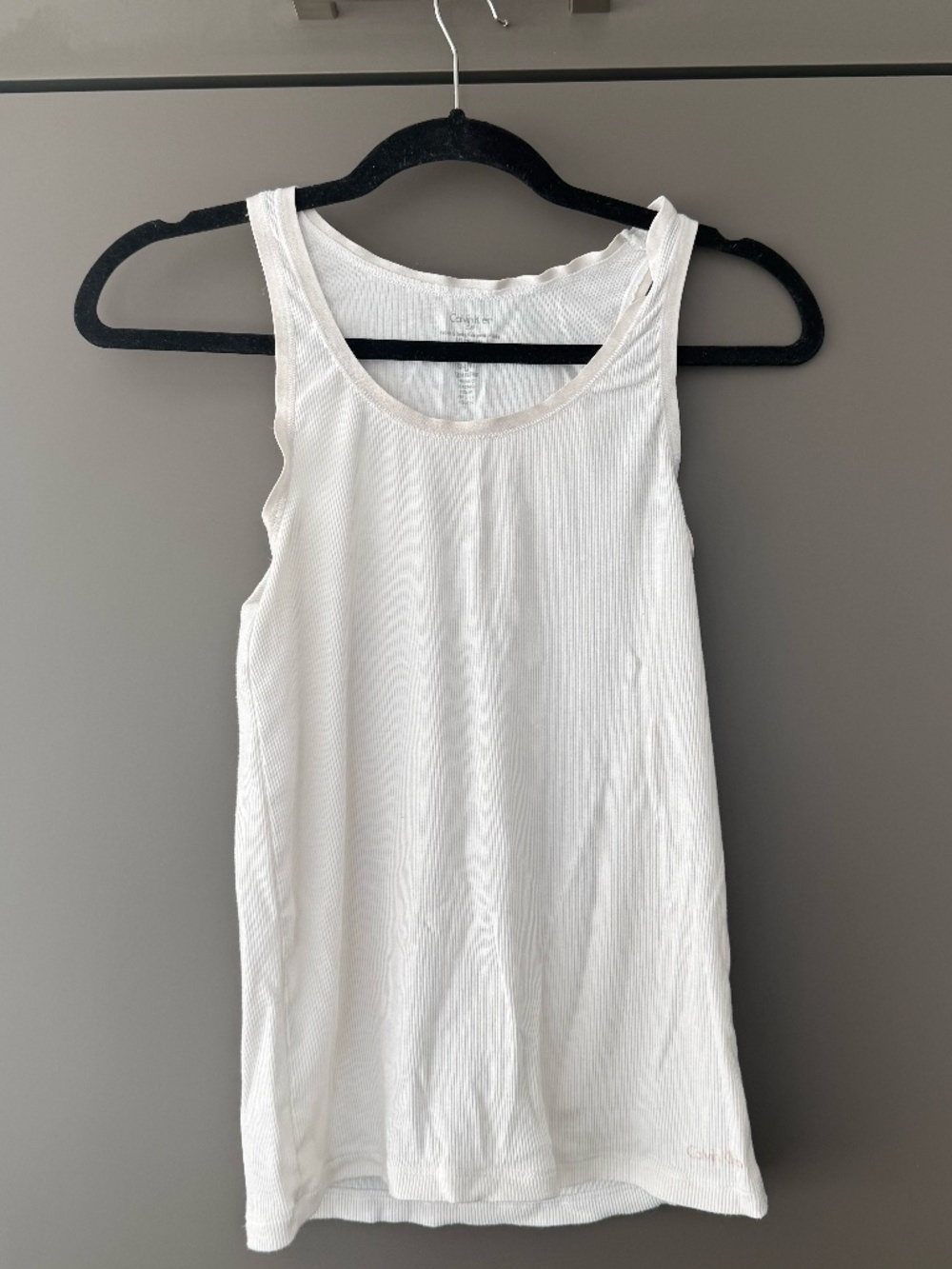 Calvin Klein White Ribbed Tank Top – Size Small
